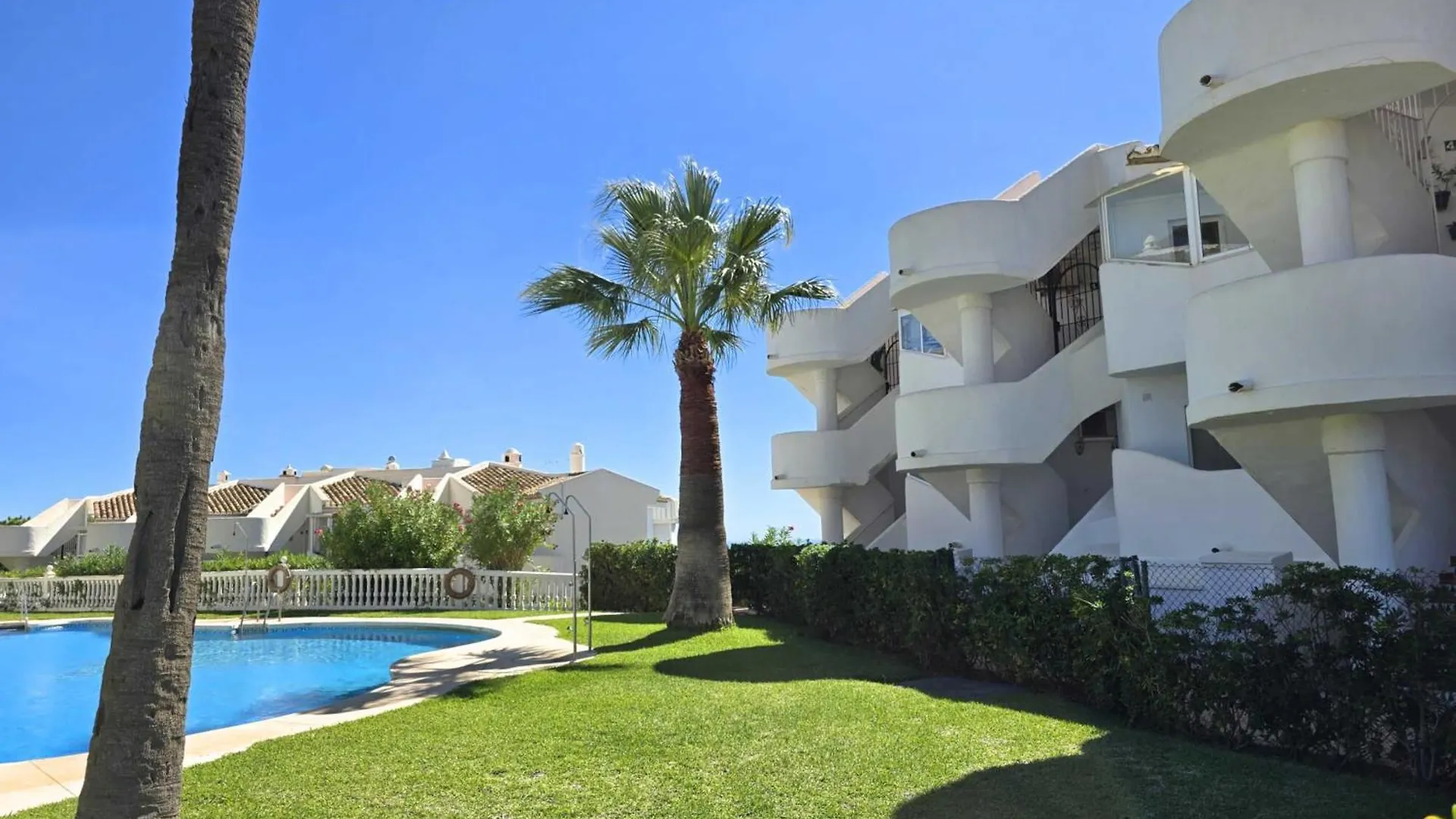 Espectaculares Vistas Al Mar Pisicna Y Jardin Apartman Sitio de Calahonda Spanyolország